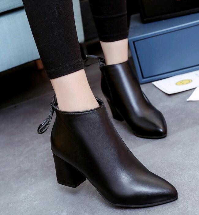 

2024 новый горячий стиль модные женские ботинки круглые носки толстые подошвы из искусственной кожи водонепроницаемые женские ботинки бесплатная доставка 668 4 чёрный