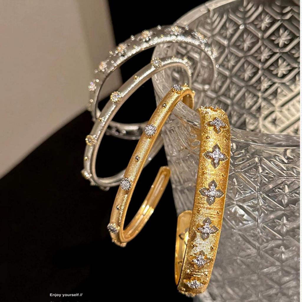 Exquisite Zircon French Flower Open Bangle: Luxurious, Versatile, High-End Fashion Bracelet