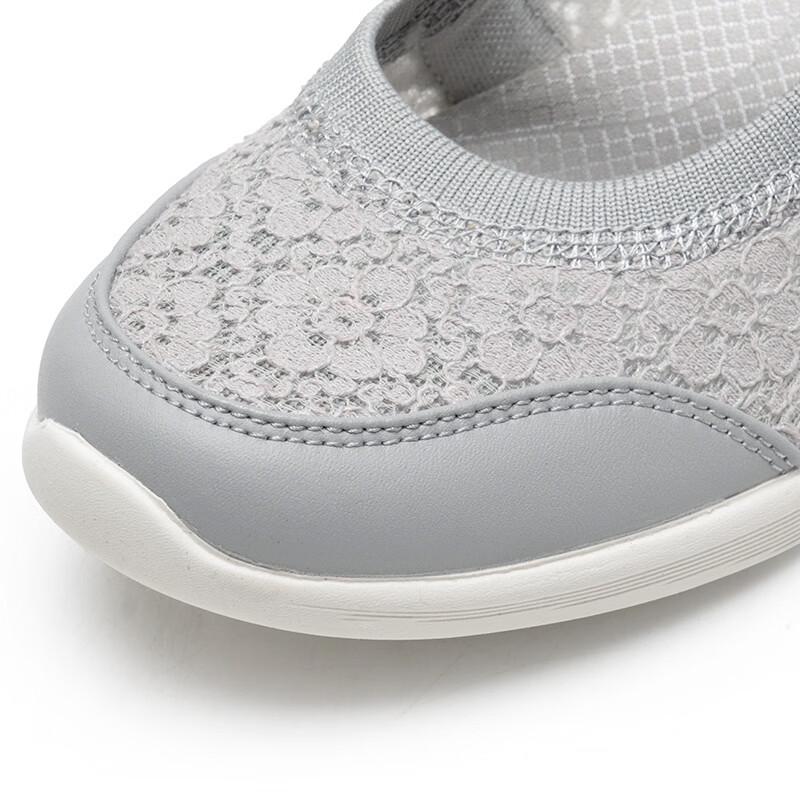 Skechers Women's Lightweight Comfort Sneakers