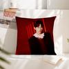 1 pièce Housse de coussin de groupe coréen J-JUNGWON Carré Housse de coussin Décoration de chambre à coucher Salon Décontracté Housse de coussin E-ENHYPEN