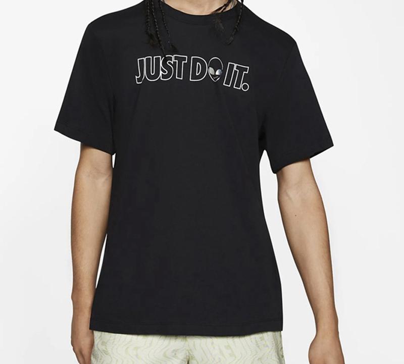 Nike T Shirts Men's Black Crew Neck Moderate Straight Fit CV8968-010