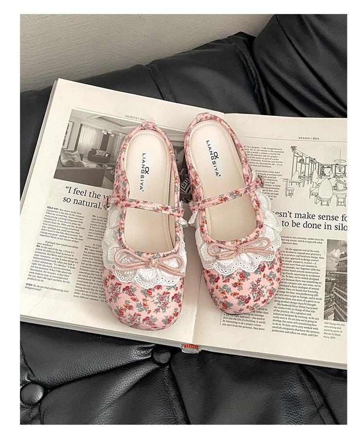 French retro lace Mary Jane shoes women's spring and summer new temperament shallow mouth half drag with skirt tide