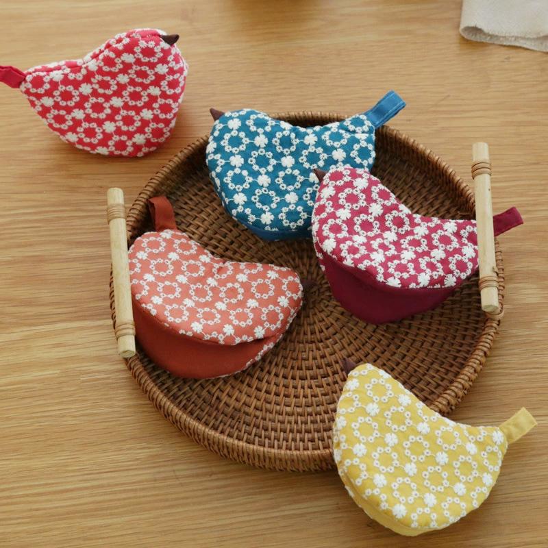 1Pc Embroidery Pattern Thermal Insulation Cotton Pot Clamp Creativity Heat-resistant Anti-scald Bird Pot Lid Cap Anti Scald Cover
