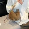 Fluffy Texture Vwrastile Crossbody Bag Women Winter Fashi Furry Bucket Bag with Braided Leisure Handle Shoulder Storage Bags