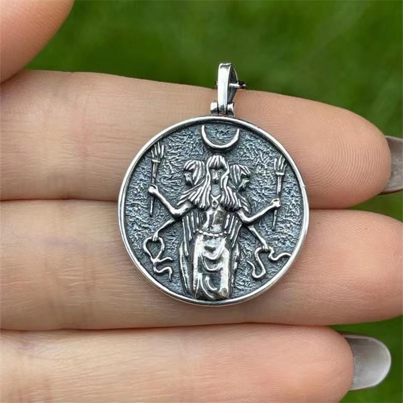 Greek Artemis Mythology Totem Necklace Clothing Match Accessory Gift Collection