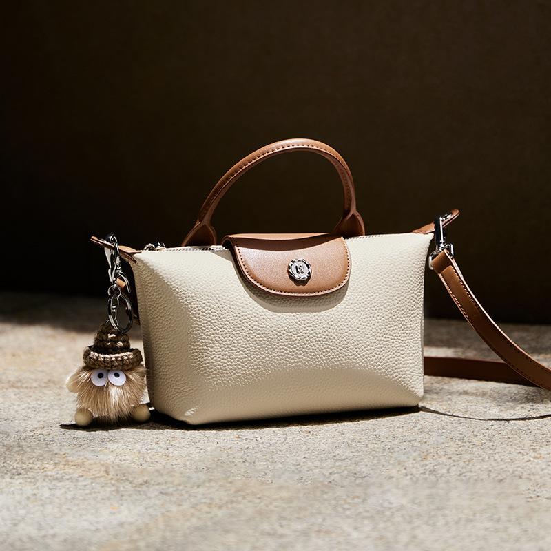 

Mrs. Qiao Women s Bag 2025 New Dumpling Bag Women s Crossbody Bag Autumn Winter Trendy Genuine Leather Women s Bag Single Shoulder Handbag Long19CM、Thick9CM、Hig