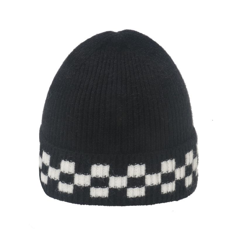 Autumn and winter new wool hat showing face small checkerboard jacquard warm cold hat knitted hat for men and women