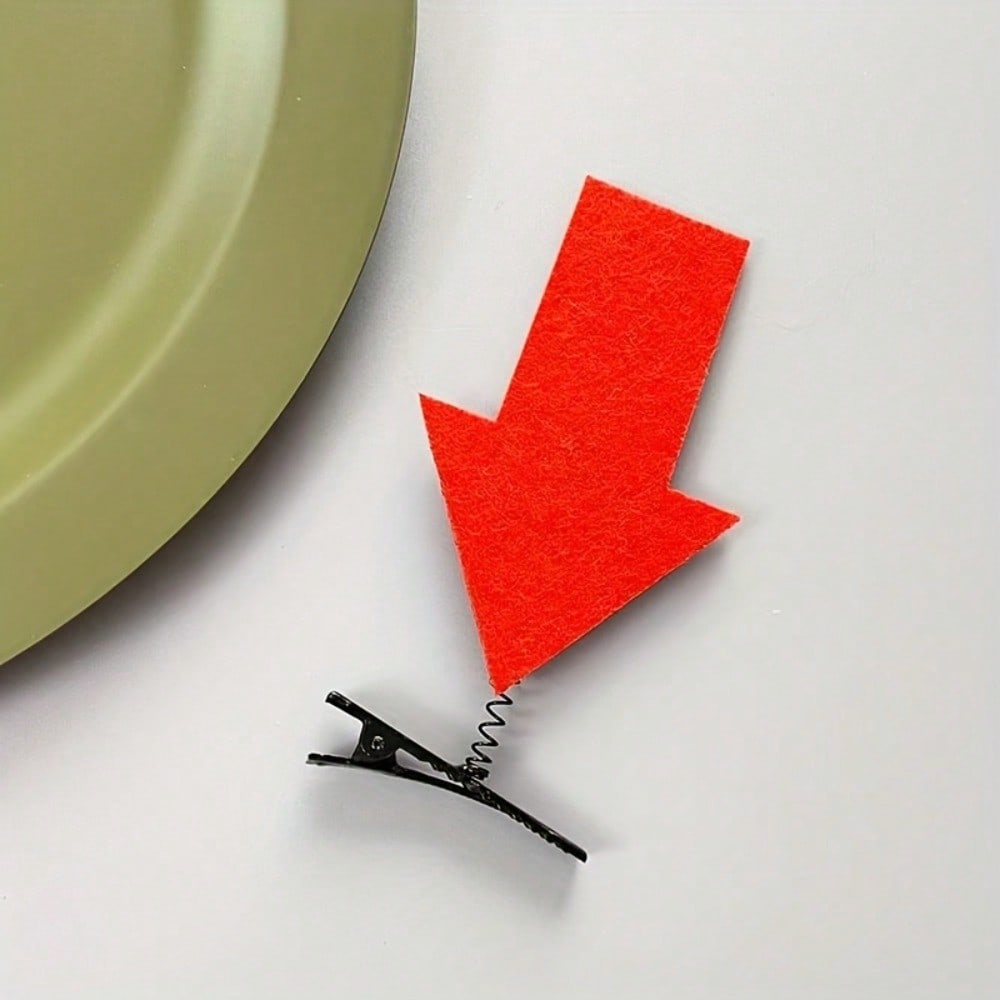 Spring Clips with Felt Arrow/Question Mark Quirky Designs, Perfect for Adding Fun and Laughter During Party Games, Keeping The Ladies Entertained красный