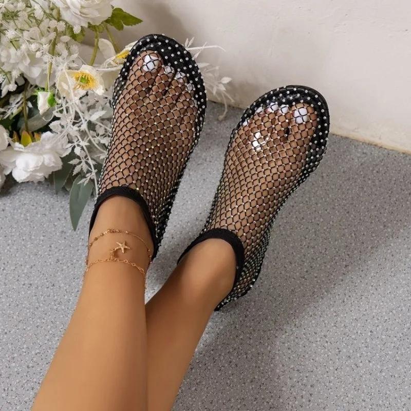 Fashion 2025 Summer Women's New Round Toe Flat Bottom Sandals Hollow Short Boots Water Diamond Sexy Flat Bottom Fashion Banquet Slippers
