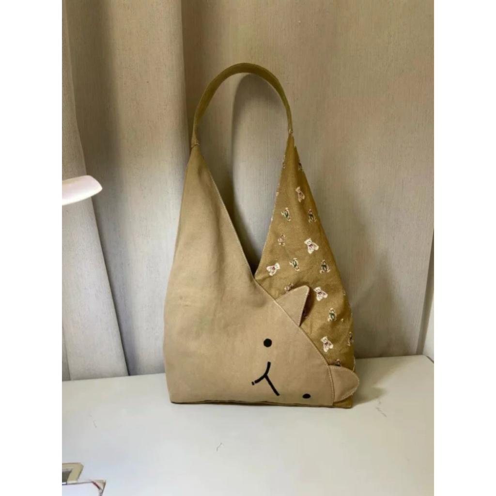 Cute cat bucket bag New cartoon canvas bag Casual versatile large-capacity commuter shoulder bag