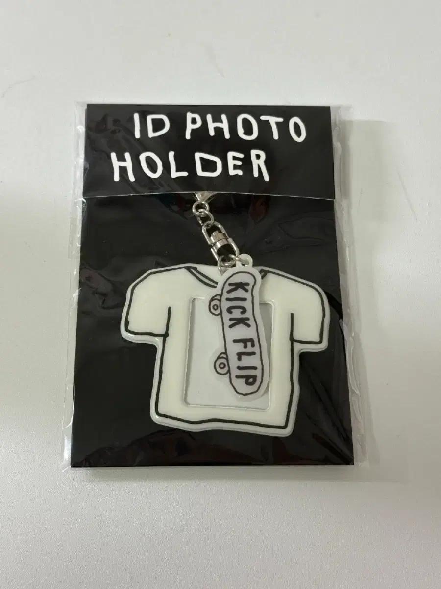 

KICKFLIP Pop-up Certificate Keyring ID Photo