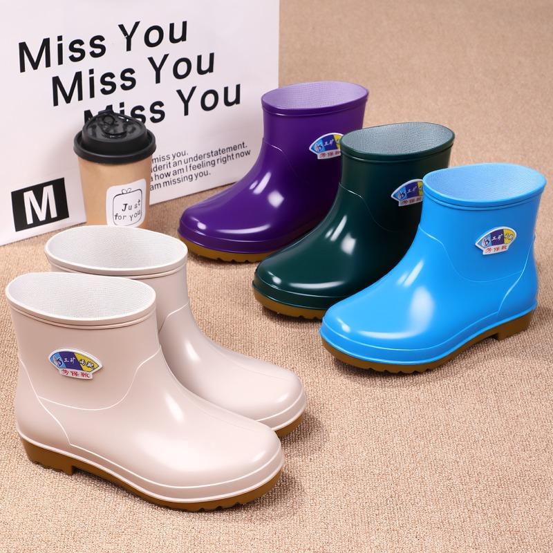 Rain shoes adult beef tendon sole velvet rain boots fashionable waterproof shoes women's nonslip midtube overshoes keep warm in rainy days