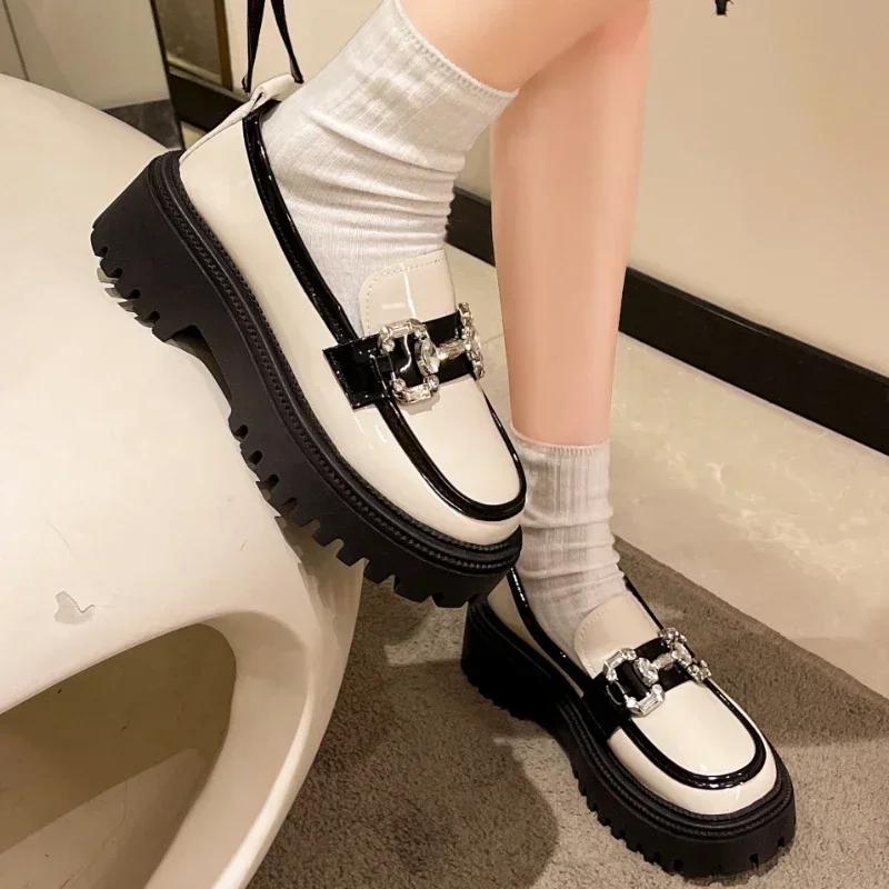 2024 New Autumn Loafers Women's British Style Single Shoes Muffin Platform Slip-on Small Leather Shoes