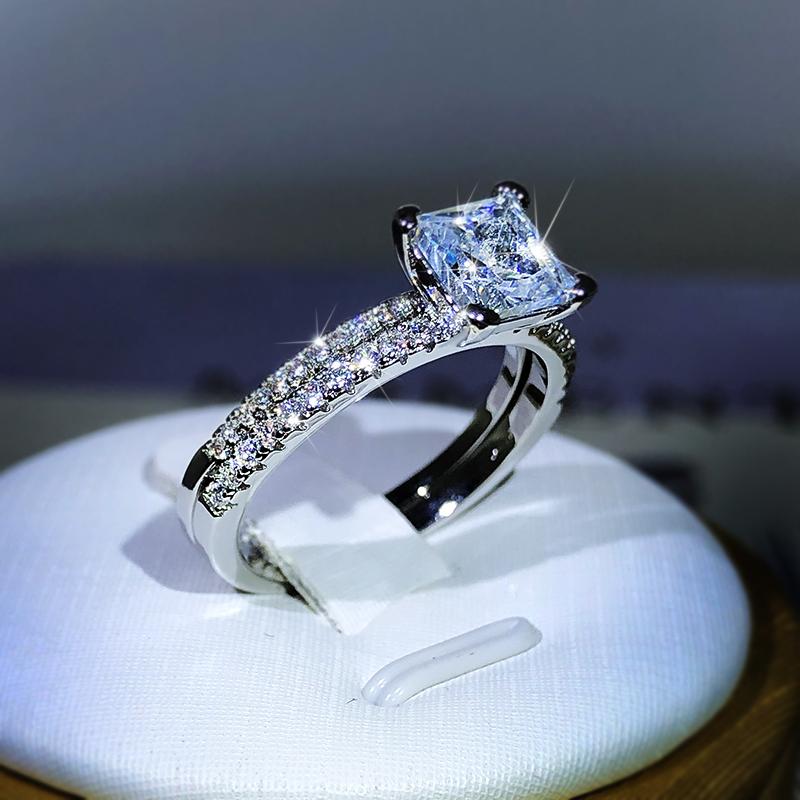 European And American Popular White Zircon Ring Jewelry  Copper For Couple Wedding Party Birthday Gift