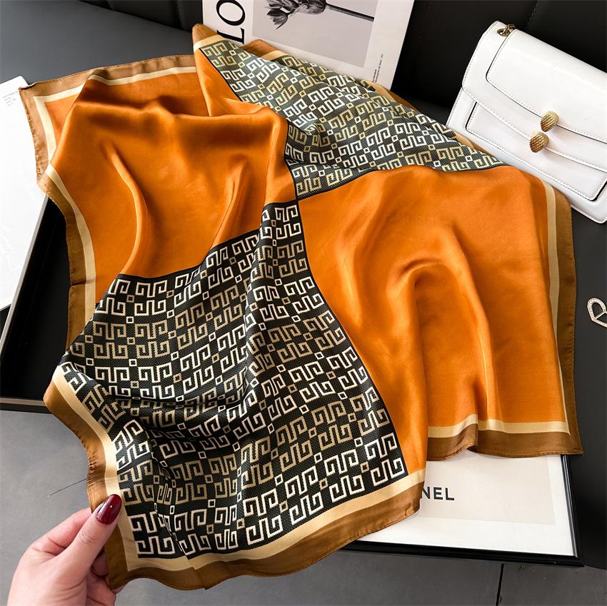 Light Luxury Silk Scarf Simulation Silk Scarf Women'S Spring And Autumn Thin Square Scarf 70Cm High-End Foreign-Style Versatile Scarf New