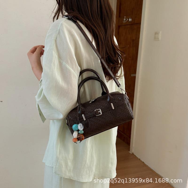 Feel Commuter Small Bag Women's Summer New Versatile Messenger Bag Fashion Woven Handbag Shoulder Bag
