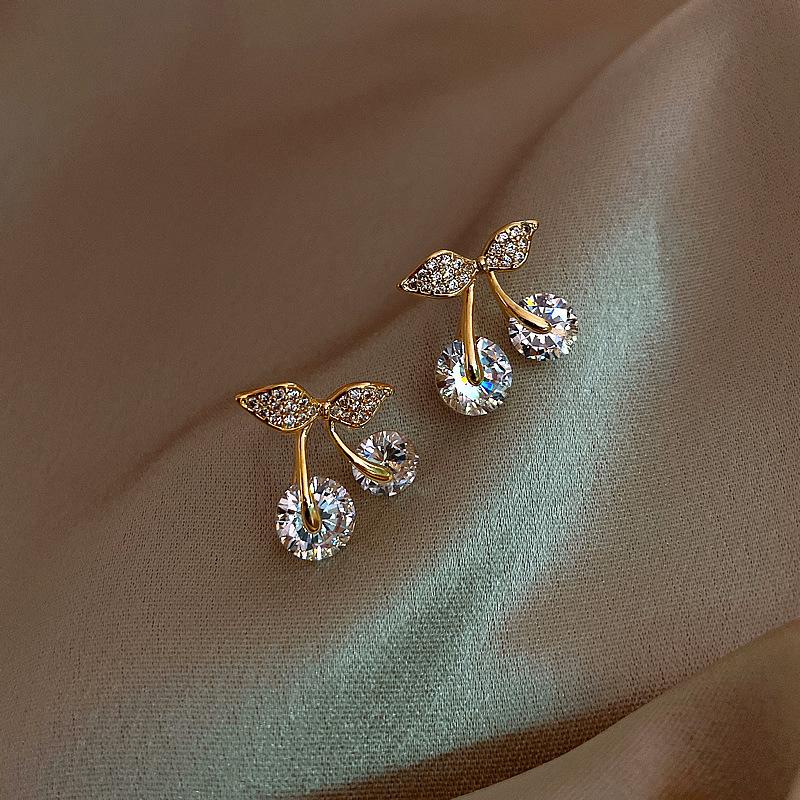 Trendy Korean Zircon Crystal Cherry Ear Stud Earrings For Women Leaves Rhinestone Earrings Wedding Party Jewelry Gifts