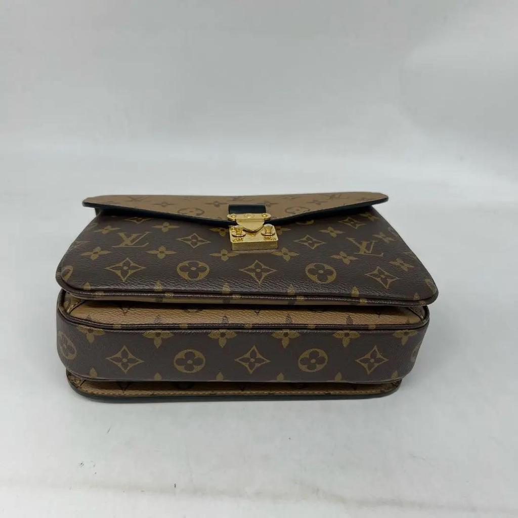 [Pre-Owned] Louis Vuitton Pochette Metis 'Brown Monogram Reverse Canvas' - Very Good #1YL5ZA7