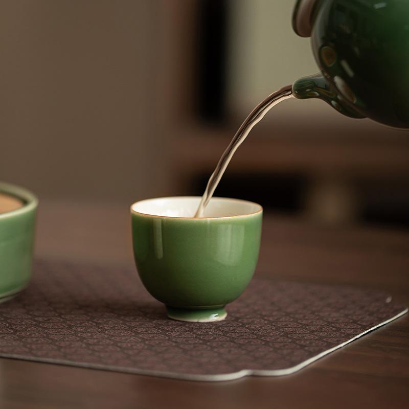 Grüne Glasur Teetasse Japanisch Handgemacht Keramik Kung Fu Teegeschirr Verkostungstasse Haushaltsgebrauch Kleine Einzelne Tasse Meistertasse