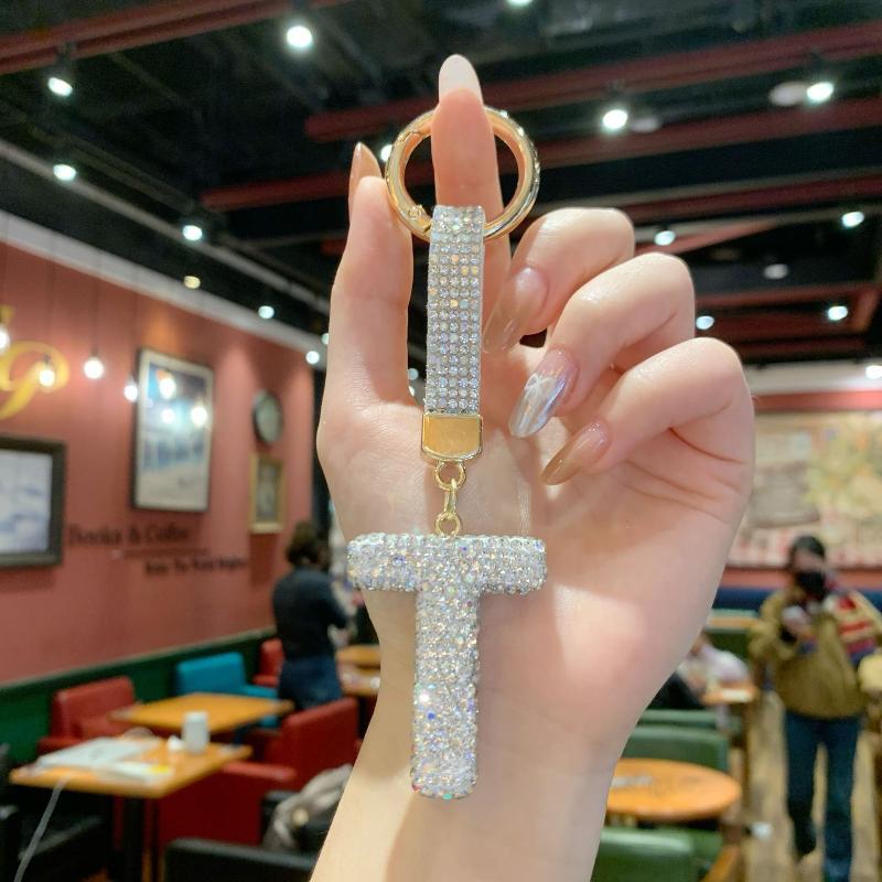 Trendy Letter Key Ring Sparkly Crystal Rhinestone Decor Keychain for Women Purse Car Key Accessory Gift