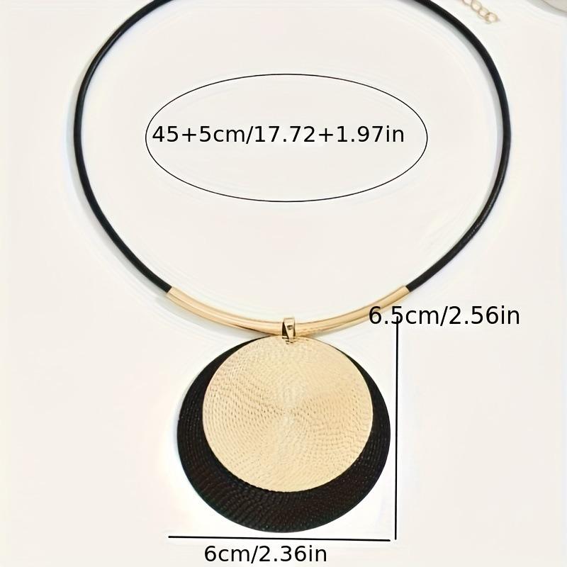 Exaggerated Pattern Double Round Cake Pendant Necklace Female, Metal Texture Geometric Round Card Rope Chain Necklace