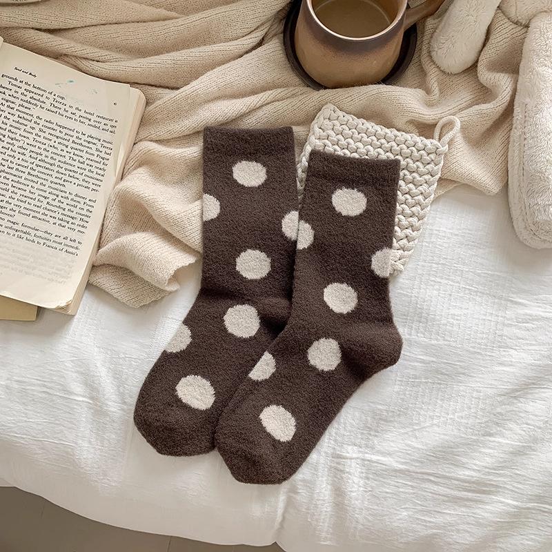 Women's Autumn and Winter Thickened and Velvet Warm Wool Ring Polka Dot Wool Tube Socks