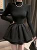 Xiaoxiangfeng Qianjin Prinzessinnenkleid Damen Herbst und Winter Halbturtleneck Unteres Strickkleid Kleines Schwarzes Kleid Flauschiges Kleid