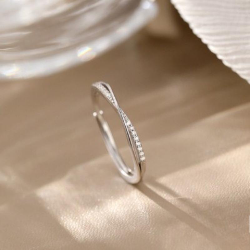 

Line Ring - Simple Cross-shaped Finger Ring with A Cool and Elegant Style. Index Finger Ring in A Minimalist Style. Cool and Chic Style. срібний
