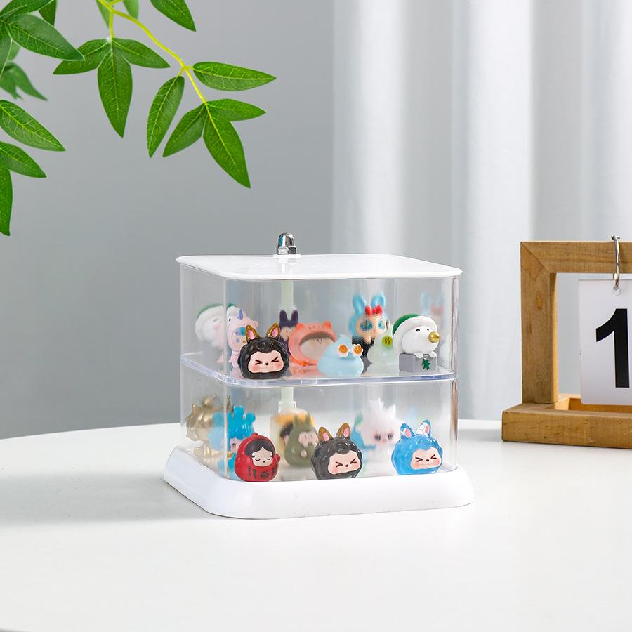 Moe Bean Otočný výstavní box: Průhledný mini stojánek na panenky a figurky