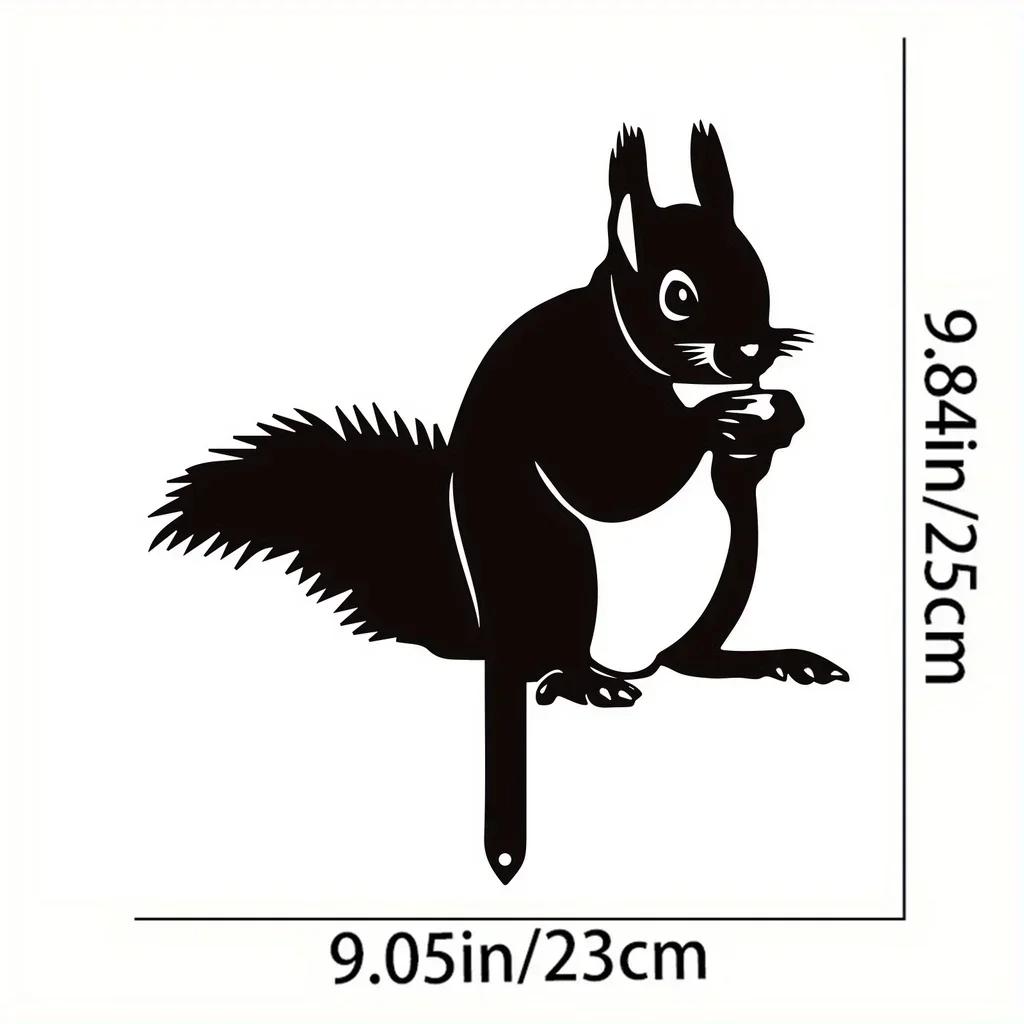 Rabbit/Squirrel Figurines Hollow Dust Proof Wrought Iron Realistic Rabbits Art Sculpture for Garden Party Decor Metal Home Yard