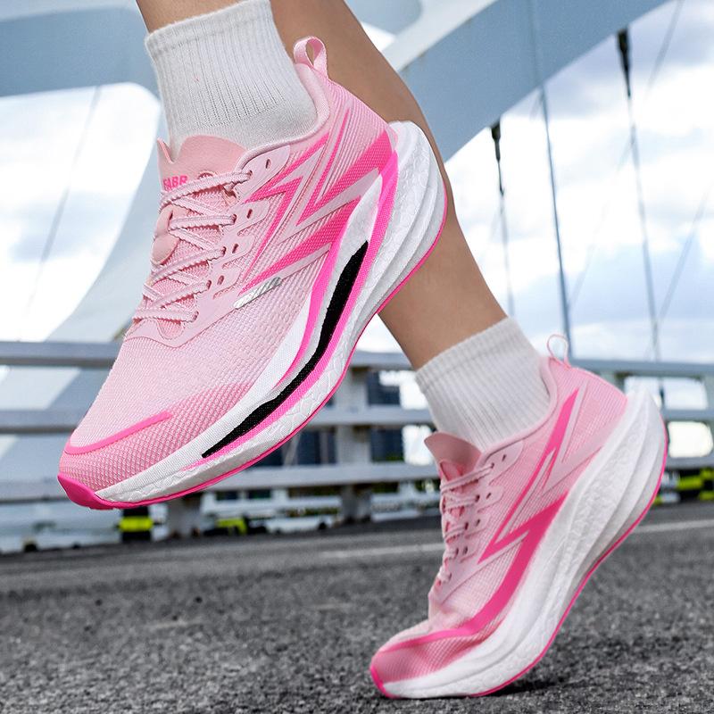 Comfortable couple sports shoes casual marathon jogging shoes daily travel shoes light and breathable men and women