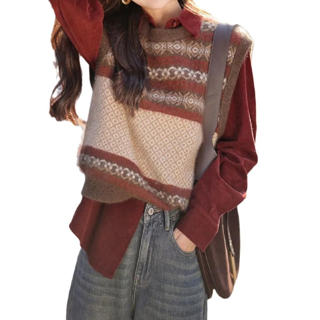 Fashion Vest Women's Autumn and Winter Color Blocked Knitted Vest Sweater Feminine Temperament