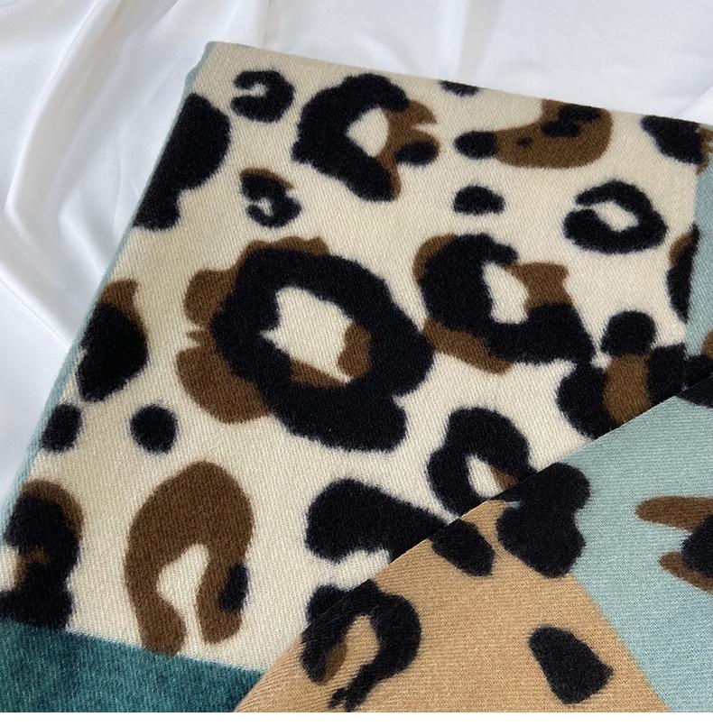 Double-Sided Leopard Print Cashmere-Feel Scarf with Tassels - Women's Autumn/Winter Neck Warmer
