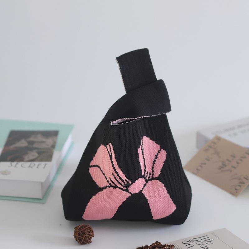 Ins Internet celebrity handbag women's knitted wool bucket bag Japanese and Korean version versatile hand carry casual tote bag box lunch bag