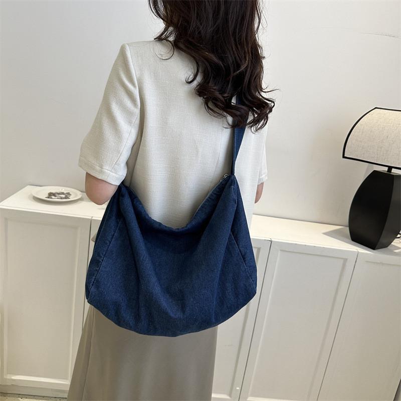 Trendy Summer 2023 Fashionable Simple Shoulder Tote Bag For Women In Deep Blue