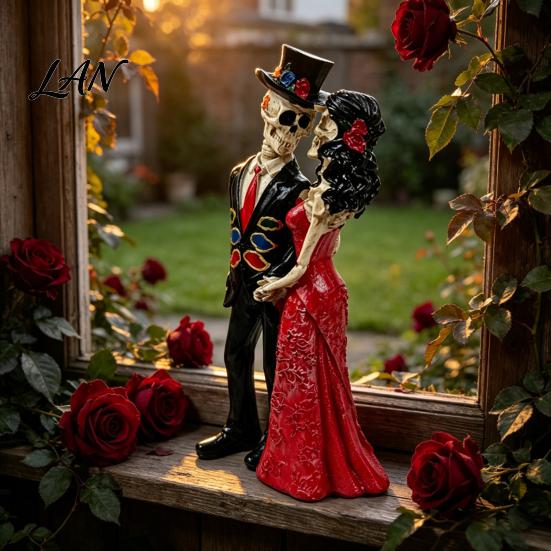 Unique Gothic Gift Skeleton Couple Statue, Romantic Figurine, Resin Home Decor Man And Woman Sculpture for Halloween Table Weather-resistant Courtyard
