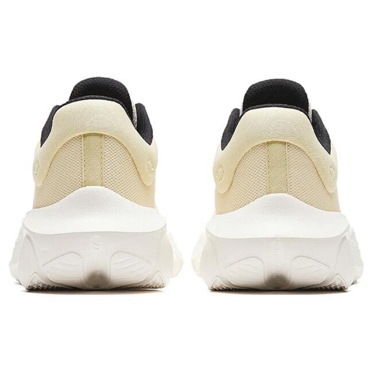 New Anta Anti Slip Wear Resistant Low Top Running Shoes Women's Ivory White Healing Yellow/Black 922347792-4