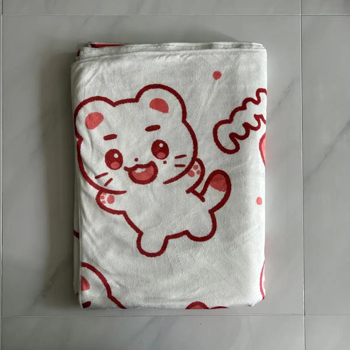 

Straykids Skies Rami Blanket Hyunjin Large