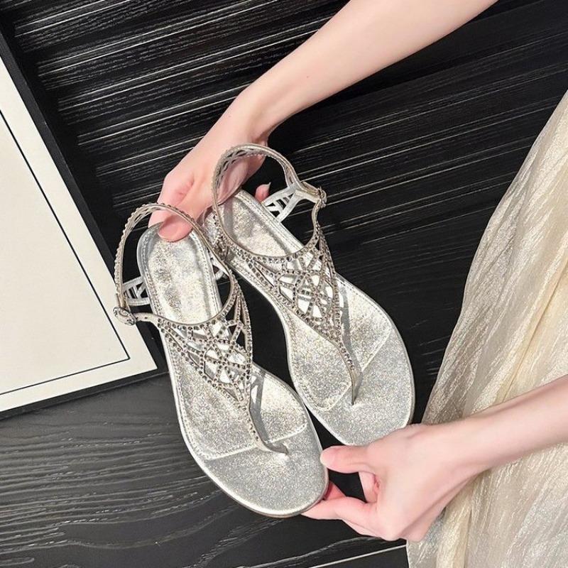 Fashion Bohemian Pearl Open Toe Breathable Flat Sandals Glamorous Thong Flip Flops for Women Rhinestone Decorate Slingback Flat Sandals