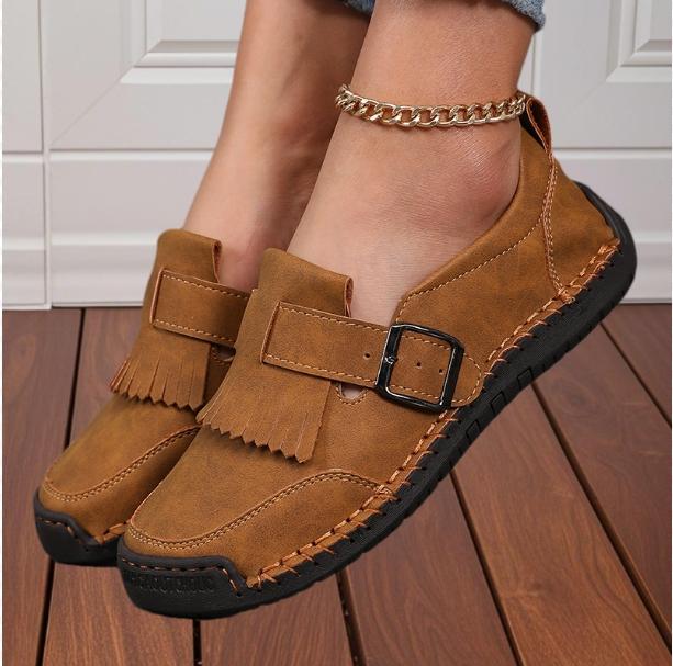 New Women Handmade Leather Shoes Comfortable Slip On Loafers Women Leather Shoes Moccasins Walking Shoes Summer Direct Sales