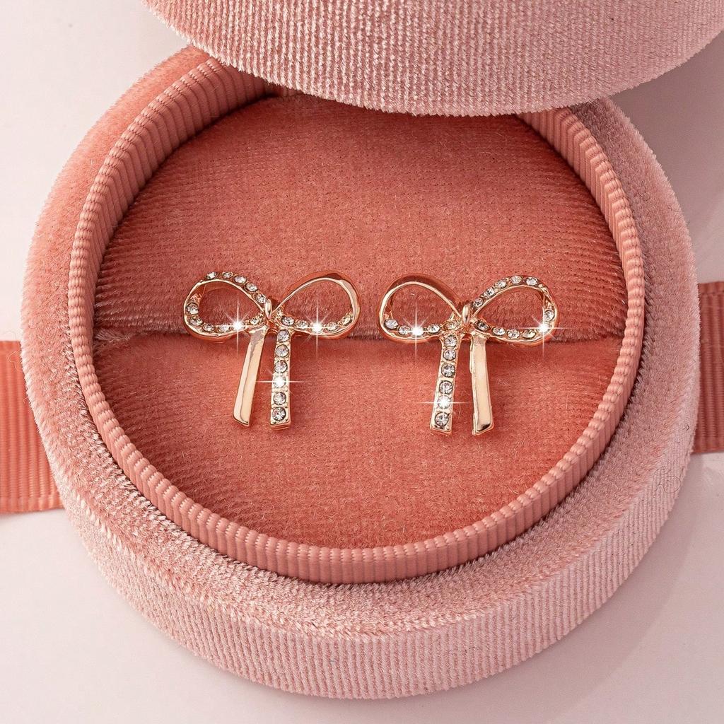 A Pair of Women's Fashionable Earrings, Simple and Elegant Zinc Alloy Earrings with Rhinestone Bowknots, Suitable for Daily Wear and Gift-Giving