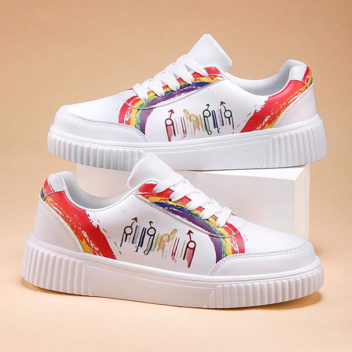 

2025 European station fashion men s shoes couple shoes colorful white shoes new trend versatile light luxury board shoes summer casual shoes 44 белый