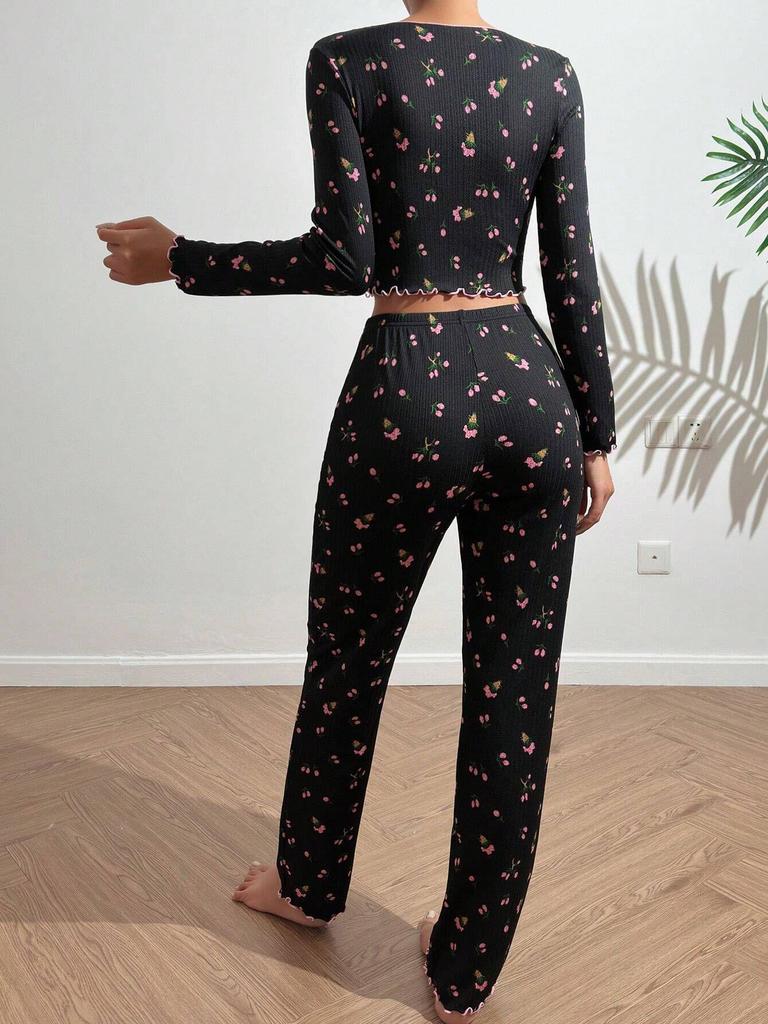 Women's European & American Style Printed Pajama Set: Long Sleeve Top & Long Pants, Casual Home Wear, Wearable Outdoors.