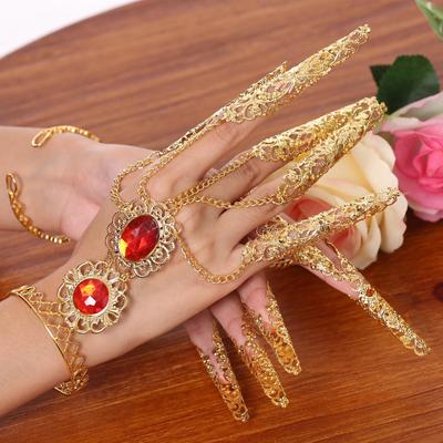 Costum de dans indian: Mâneci extinse cu bijuterii și Guanyin cu o mie de mâini pentru spectacol în stil etnic Xinjiang