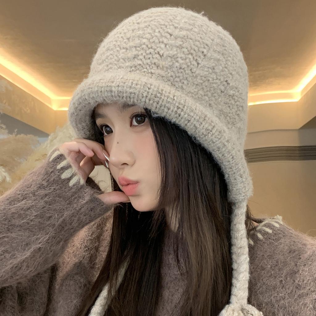Autumn and Winter New Solid Color Knitted Wool Hat Women's Outdoor Cold and Warm Pullover Hat Tide