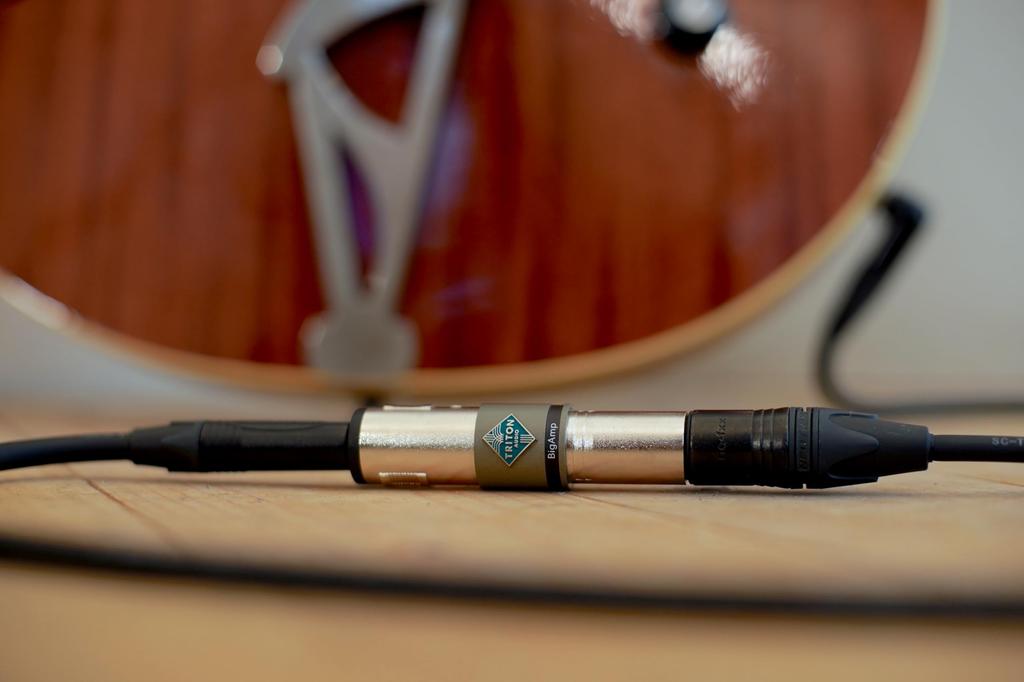 Für Musik den Klang Ihres Instruments lauter machen und Triton Audio BigAmp Audio Großer Verstärker Verstärkung Gitarre Rauschunterdrückung Anleitung