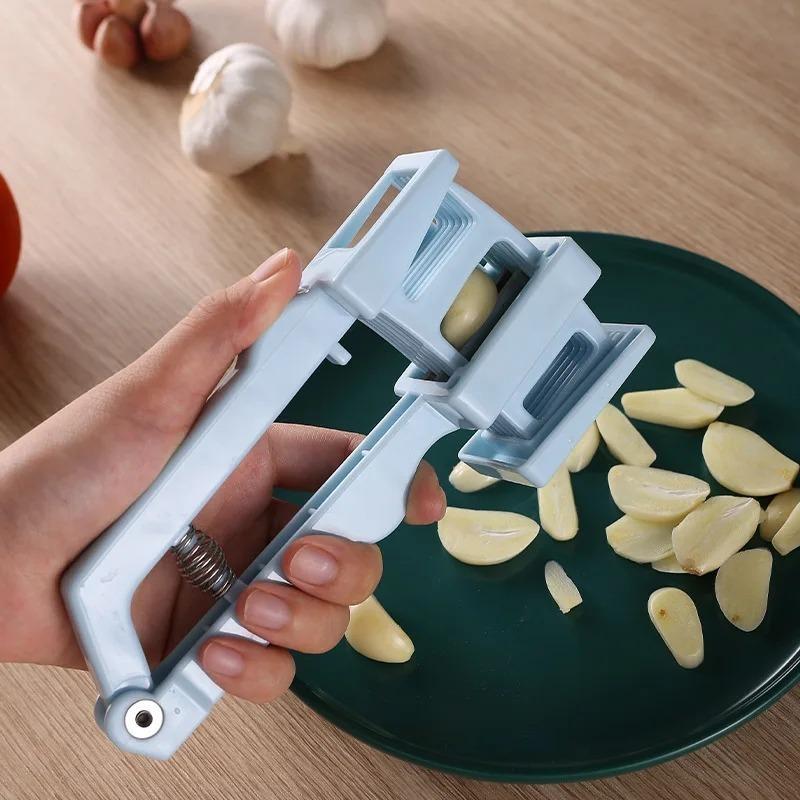 

New Garlic Cutter Ginger Press Plastic Grinding Tools Masher High Efficiency Garlic Peeling Artifact синий