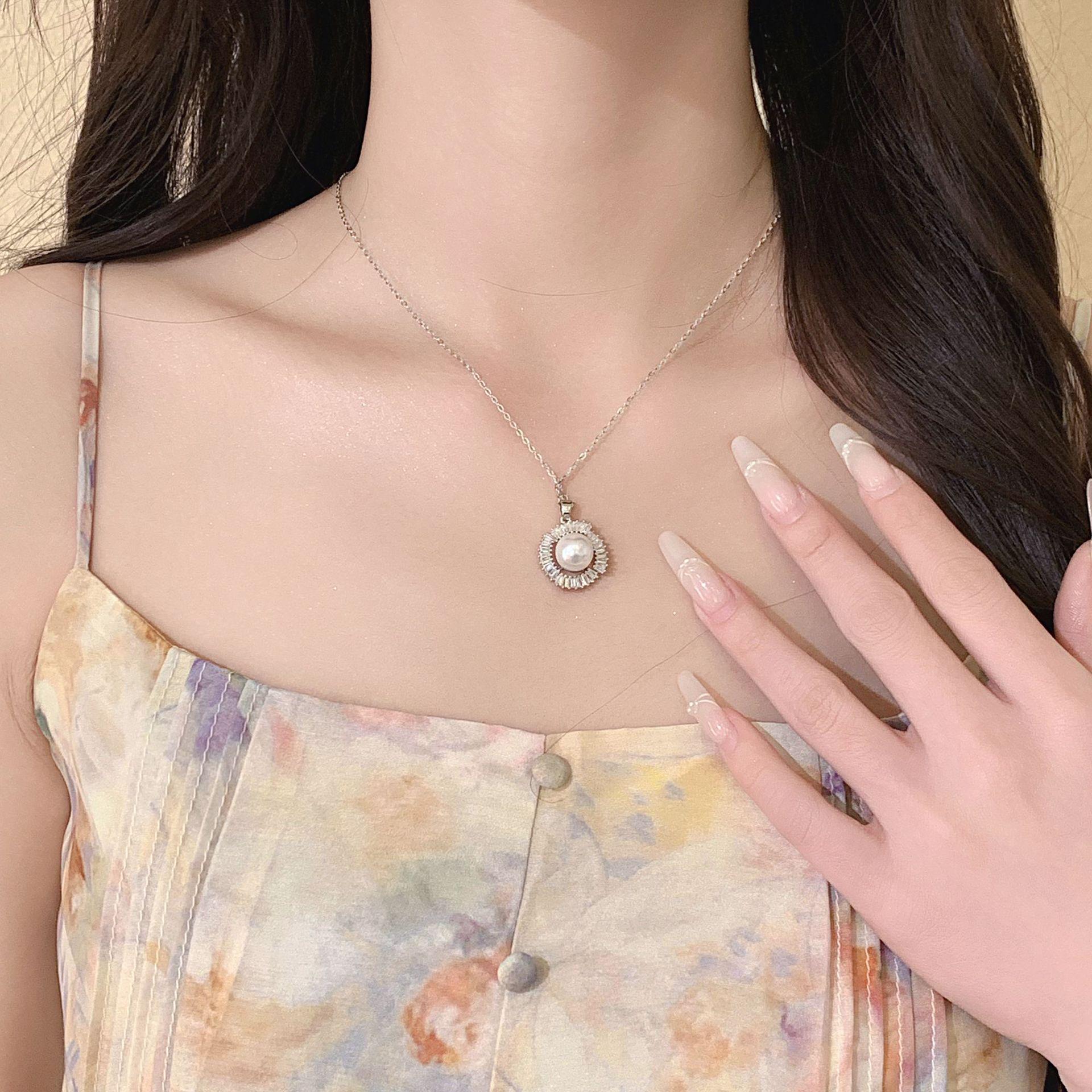 Zircon Pearl Clavicle Necklace: Stylish, Versatile, Colorfast Titanium Steel Jewelry for Women