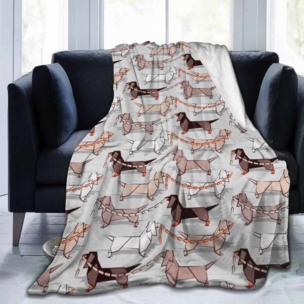 Dachshund Cartoon Animation Digitalprinted Polyester Bedroom Velvet Flannel Cover Blanket Fleece Soft Cover Blankets for Beds