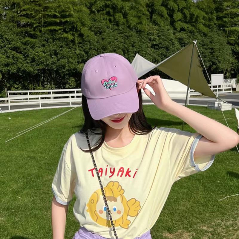 

RICYGVM Love Baseball Hat For Women Duck Tongue Hats Harajuku Heart Peaked Cap Solid Cotton Fashion Girls Outdoor Sunshade Visor Adjustable фіолетовий